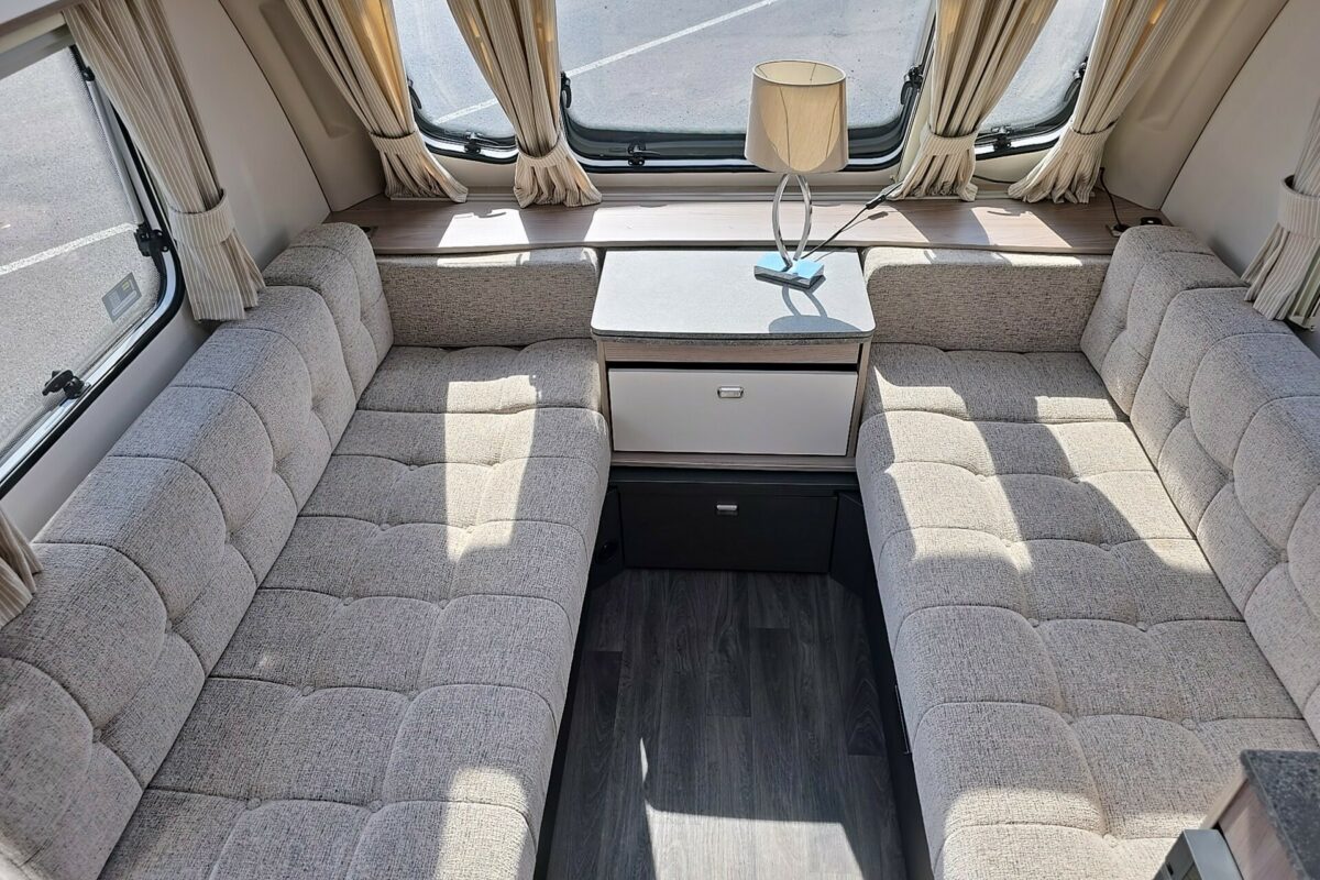 2026 SWIFT SPRITE MAJOR 4 EB SEATING