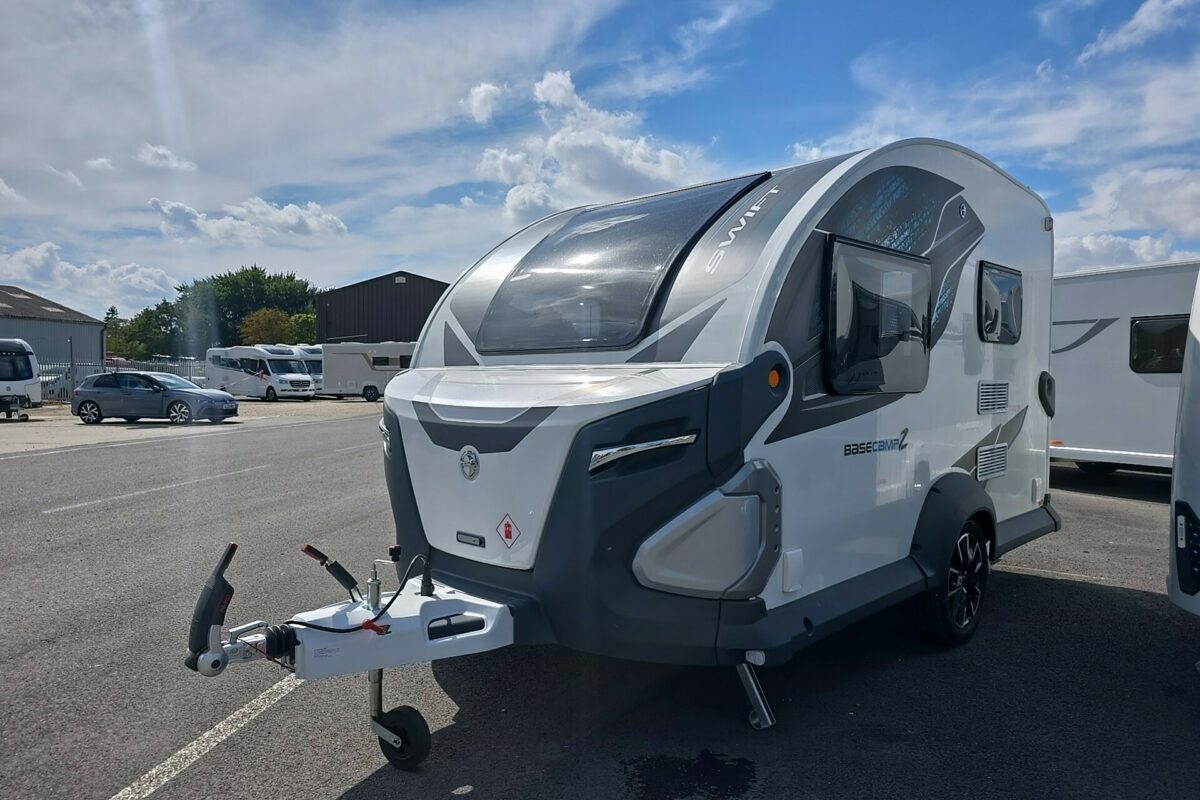 2026 SWIFT BASECAMP 2 FRONT N/S