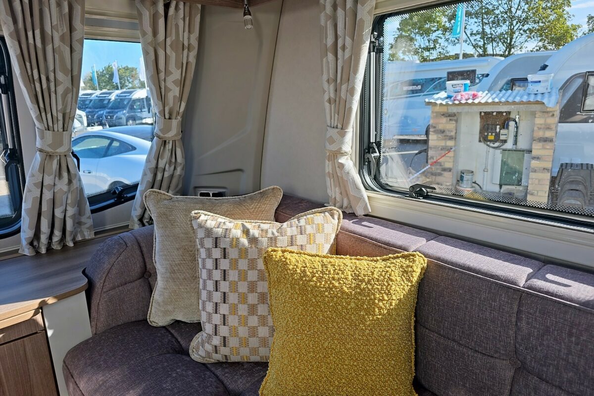 2026 COACHMAN VIP 545 CUSHIONS