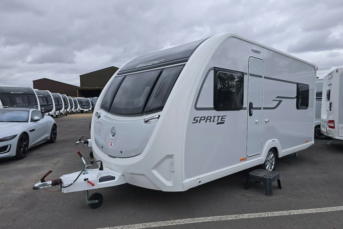 2026 SWIFT SPRITE ALPINE 4 DB FRONT N/S