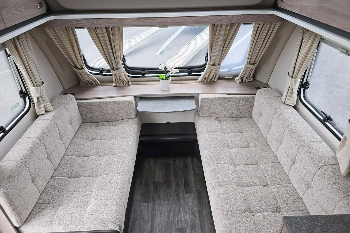 2026 SWIFT SPRITE ALPINE 4 DB SEATING