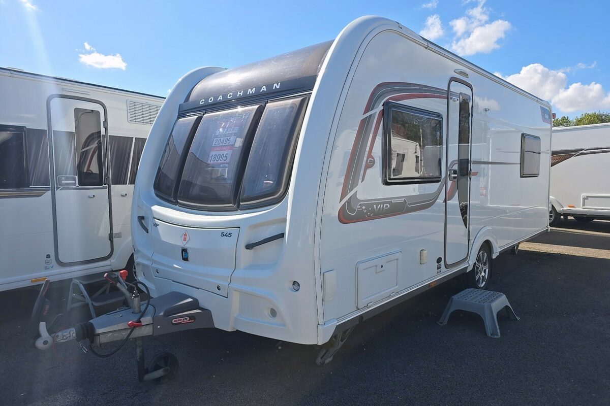 2017 COACHMAN VIP 545 FROT N/S