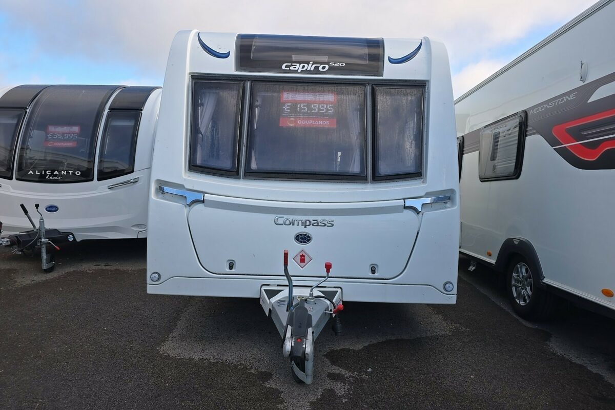 2020 COMPASS CAPIRO 520 FRONT