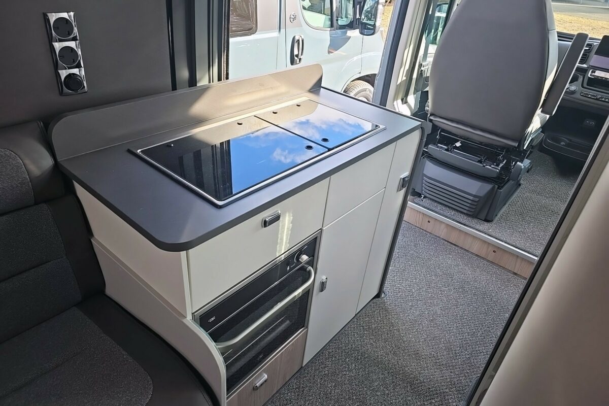 2026 SWIFT CARRERA 122