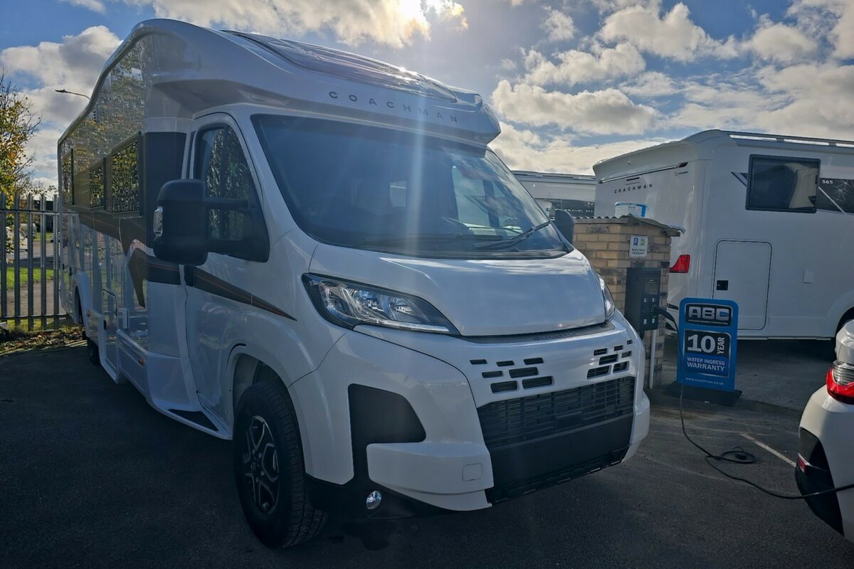 2026 AVVENTURA 565 MOTORHOME