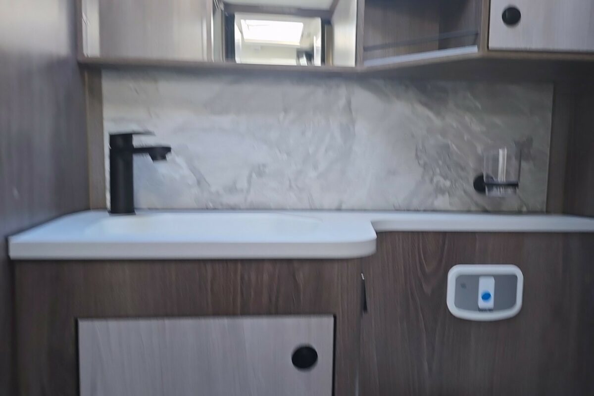 2026 AVVENTURA 565 MOTORHOME