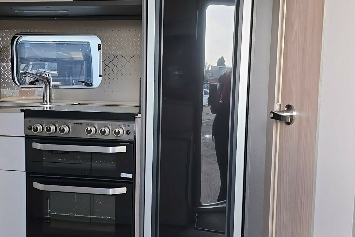 2023 SWIFT CONQUEROR 480