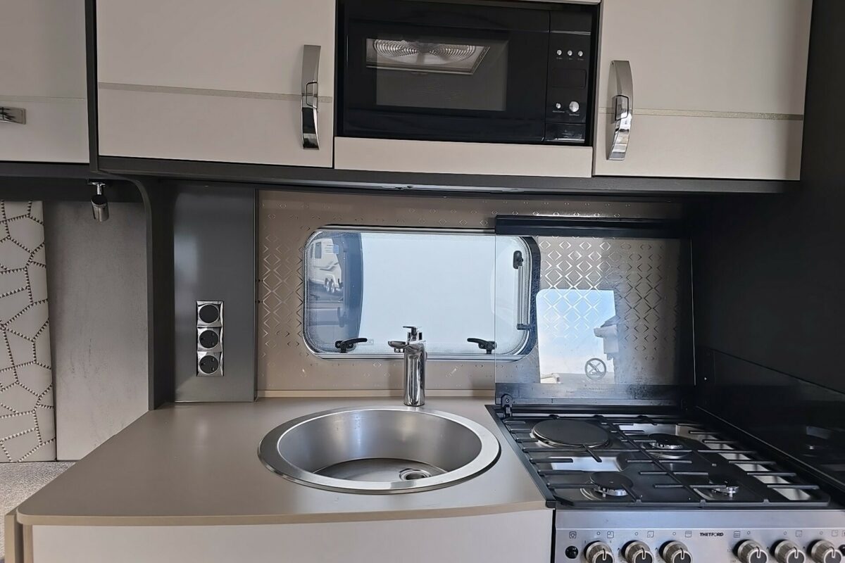 2023 SWIFT CONQUEROR 480