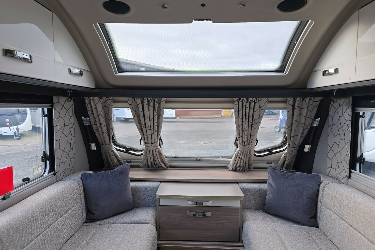 2023 SWIFT CONQUEROR 480