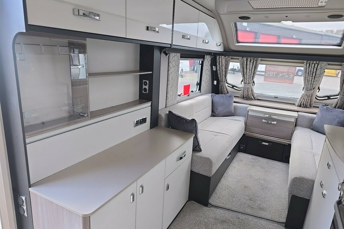 2023 SWIFT CONQUEROR 480