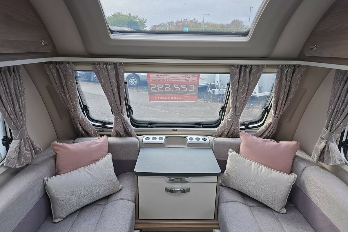 2023 SWIFT VOGUE 580 4 BERTH CARAVAN
