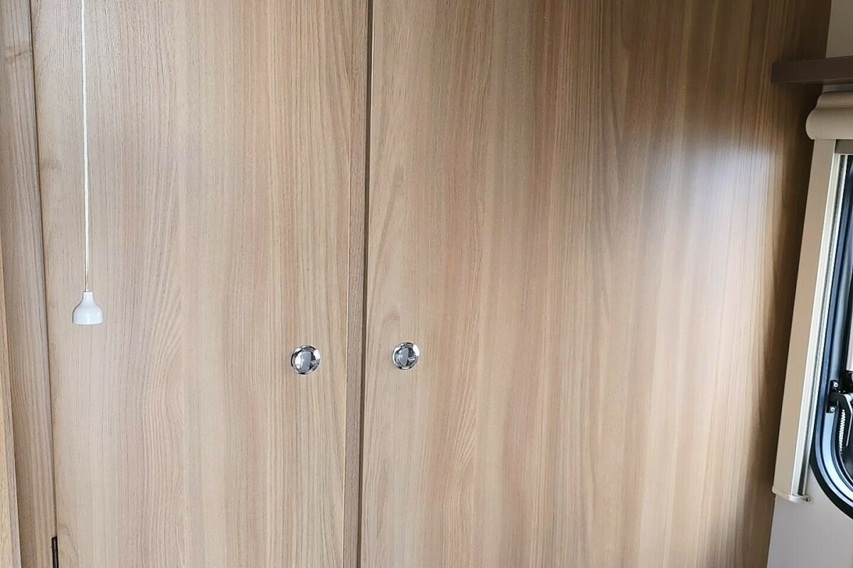 2018 BAILEY PEGASUS GENOA GT70 2 BERTH CARAVAN