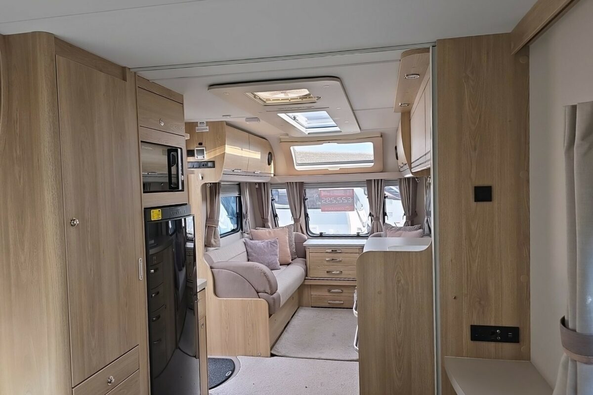 2020 ELDDIS CRUSADER STORM VIEW