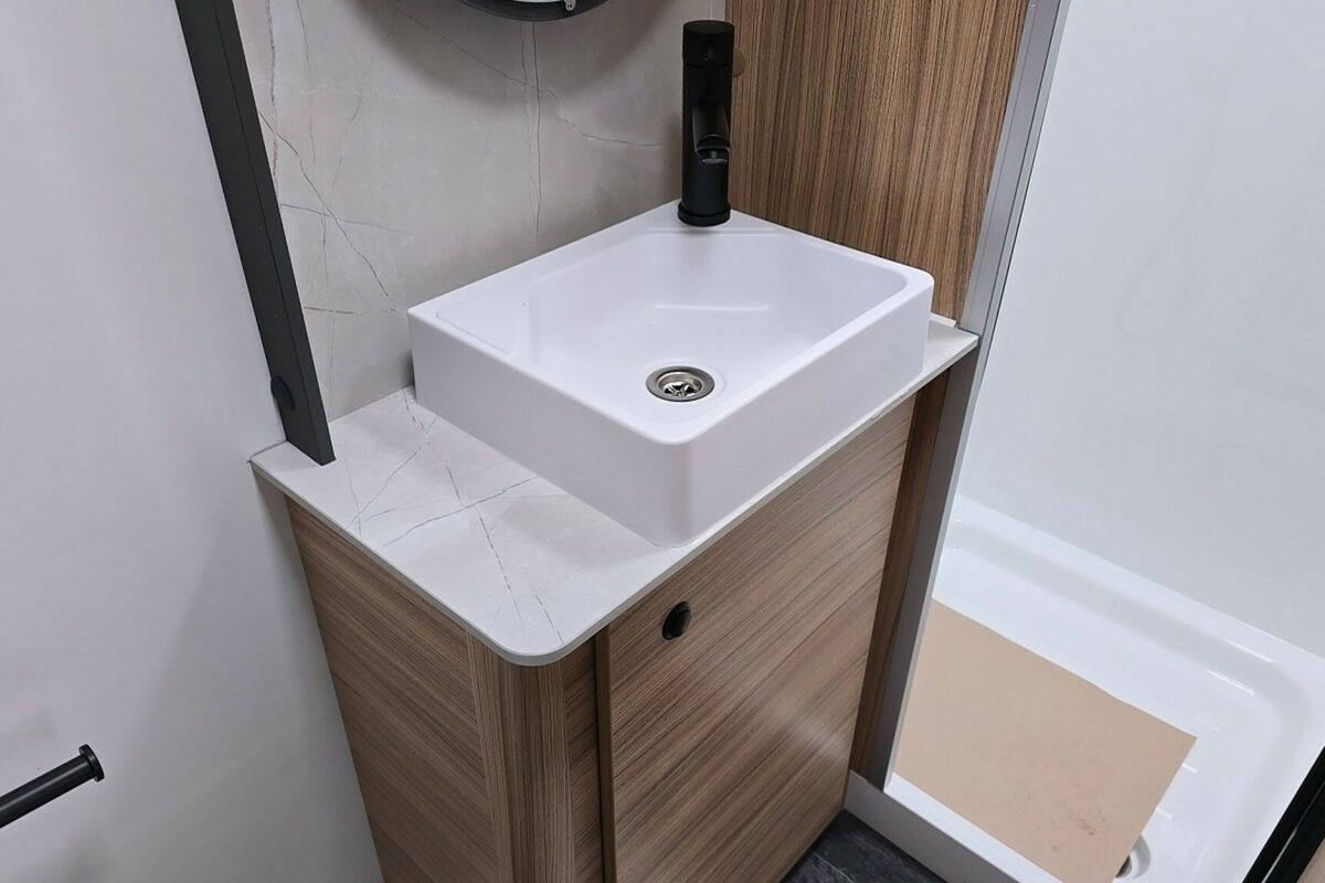 2026 BAILEY PHOENIX BLACK EDITION 644