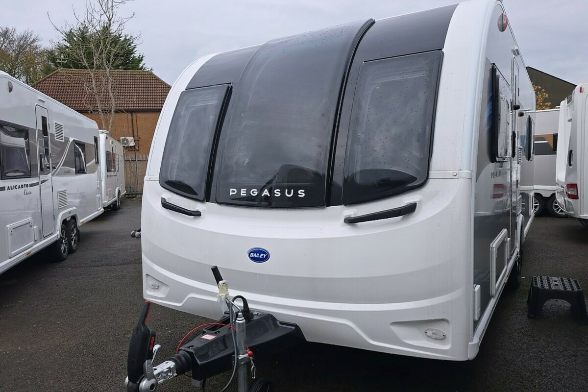 2026 BAILEY PEGASUS PORTOFINO BLACK EDITION