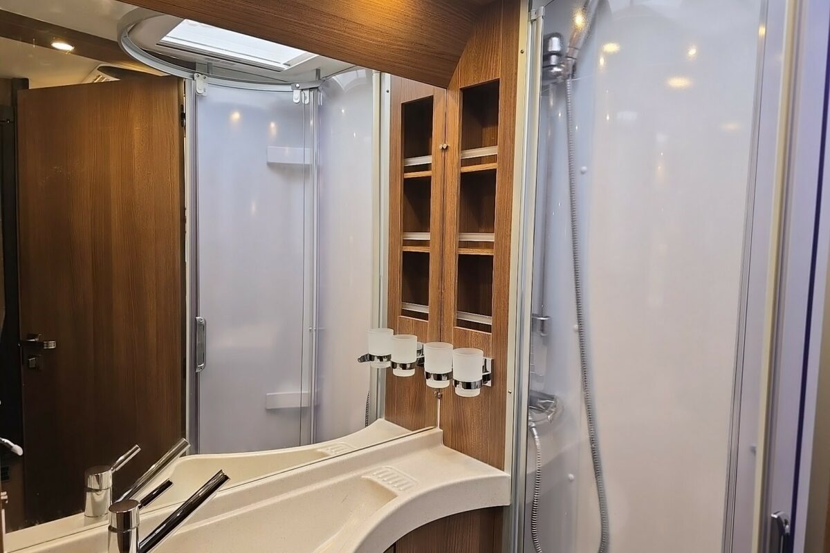 2022 Carthago C-Compactline i143