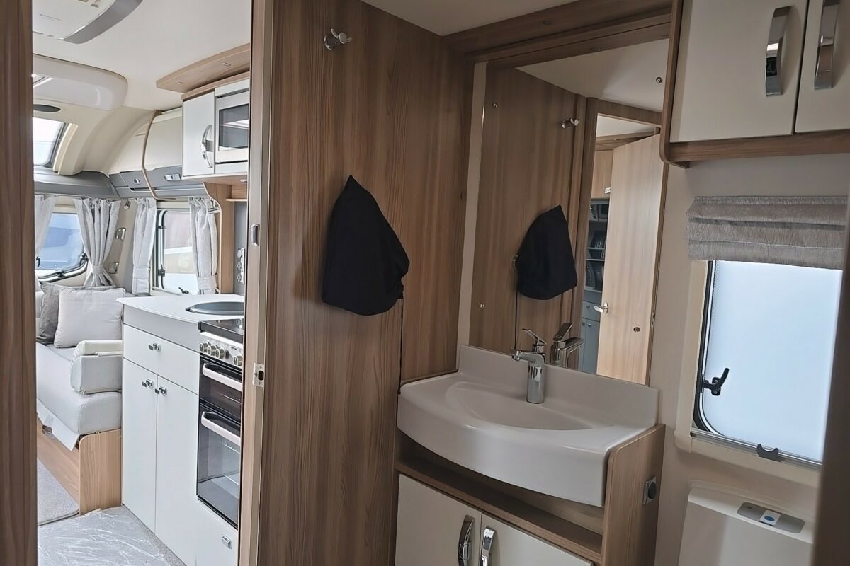 BESSACARR BY DESIGN 835