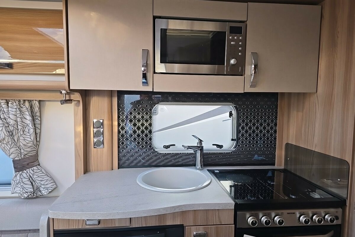 2019 SWIFT CHALLENGER HI STYLE