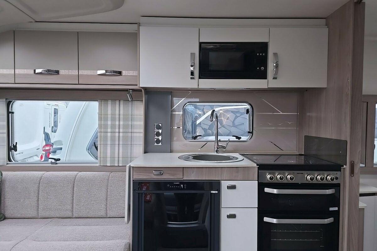 2023 SWIFT CHALLENGER 580 SE