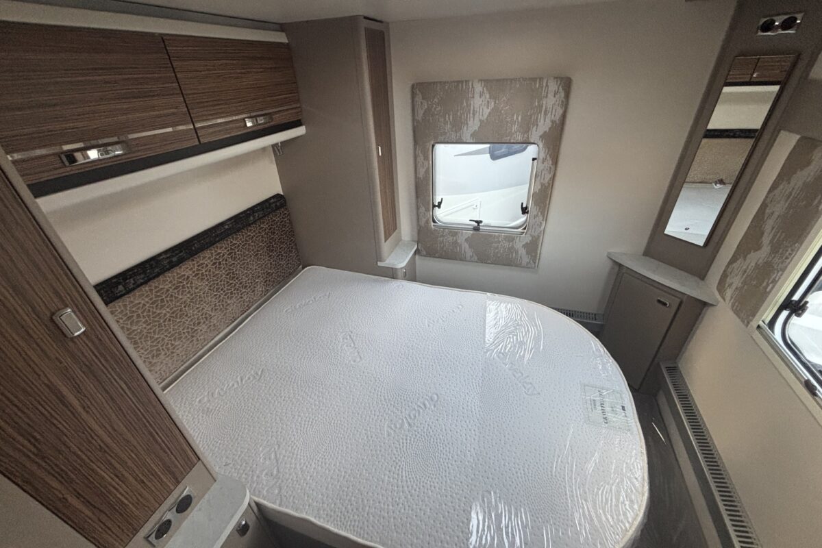 Swift Eccles X835 2020