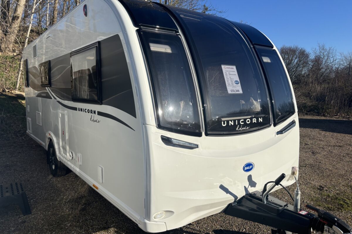BAILEY UNICORN DELUXE MADRID 2025