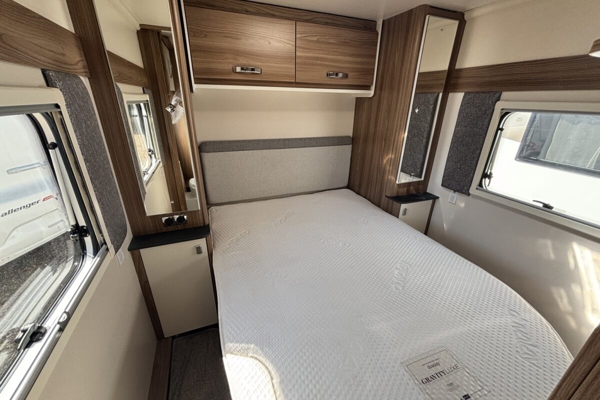 Swift Finesse 560 2021