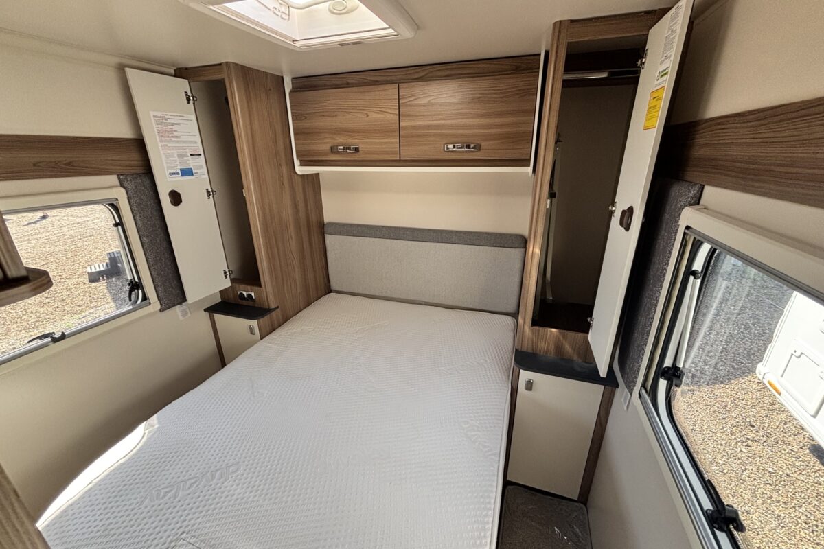 Swift Finesse 560 2021