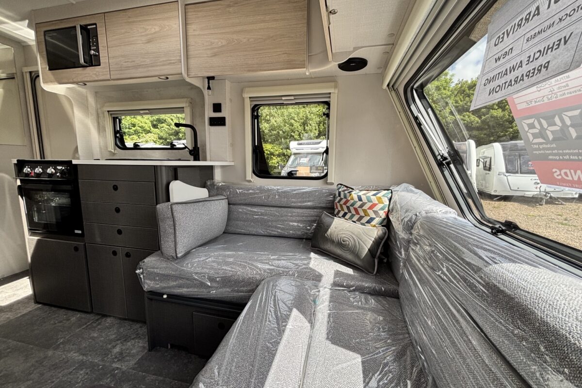 Elddis Xplore XC Light 2025