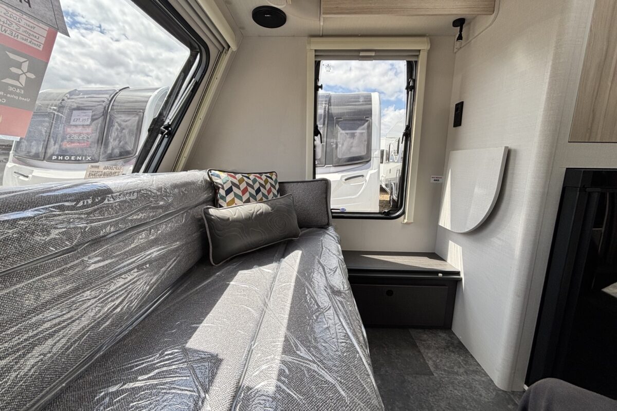 Elddis Xplore XC Light 2025