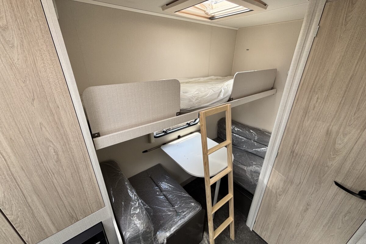 Elddis Xplore XC Light 2025