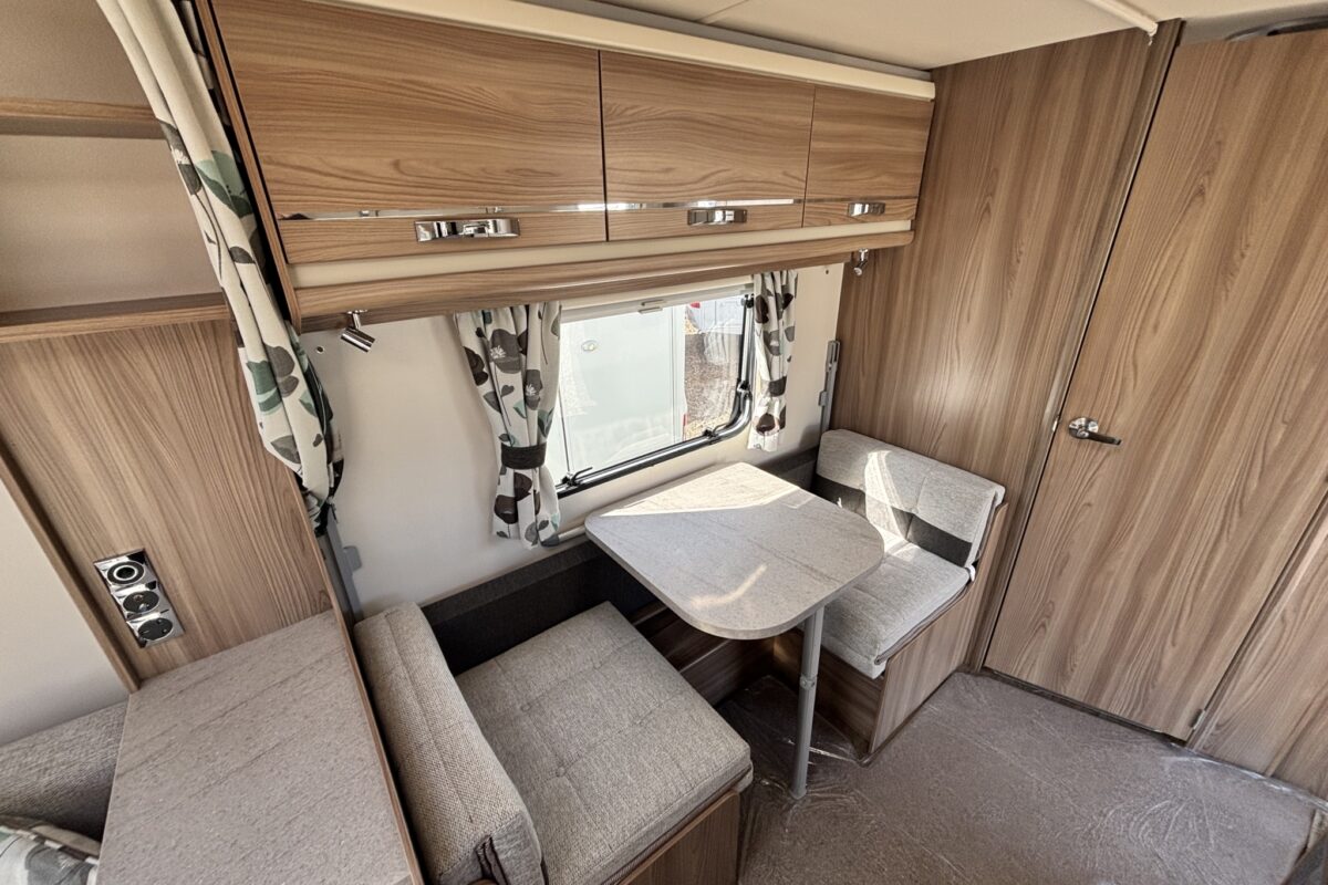 Swift Challenger Sport 524 2015