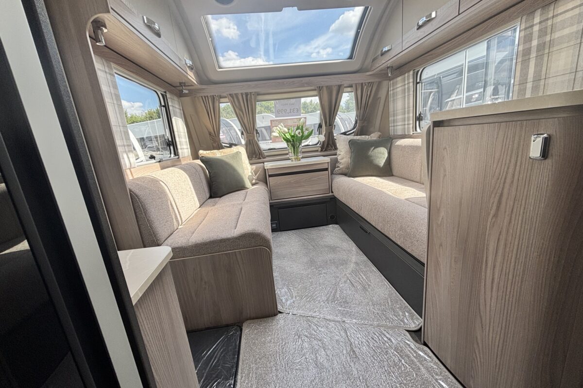 Swift Challenger 650 2025
