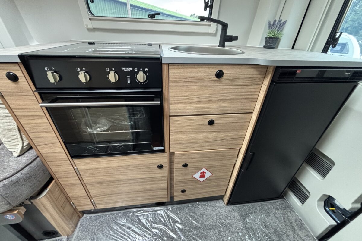 Bailey Endeavour B63 2025