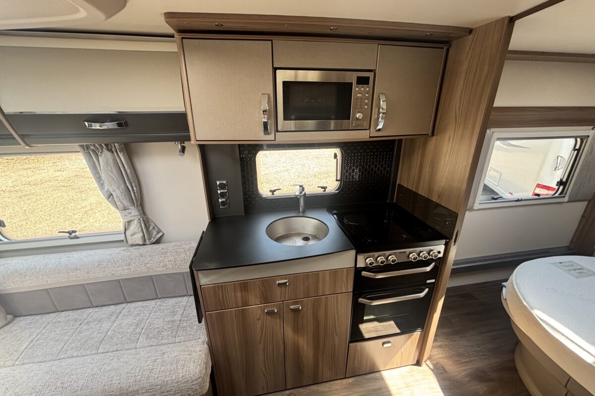 Swift Elegance 580 2021