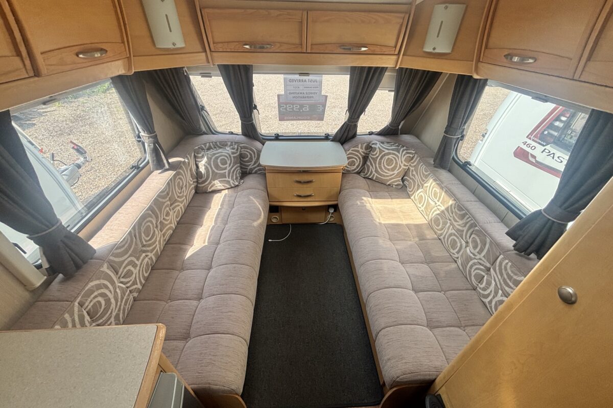 Elddis Avante 362 2010