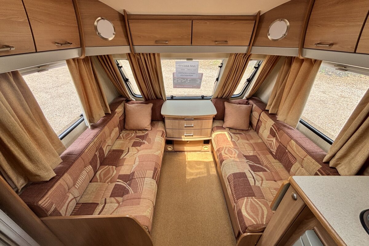 Elddis Avante Club 544 2008