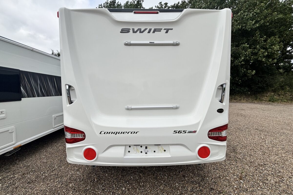 Swift Conqueror 565 2022