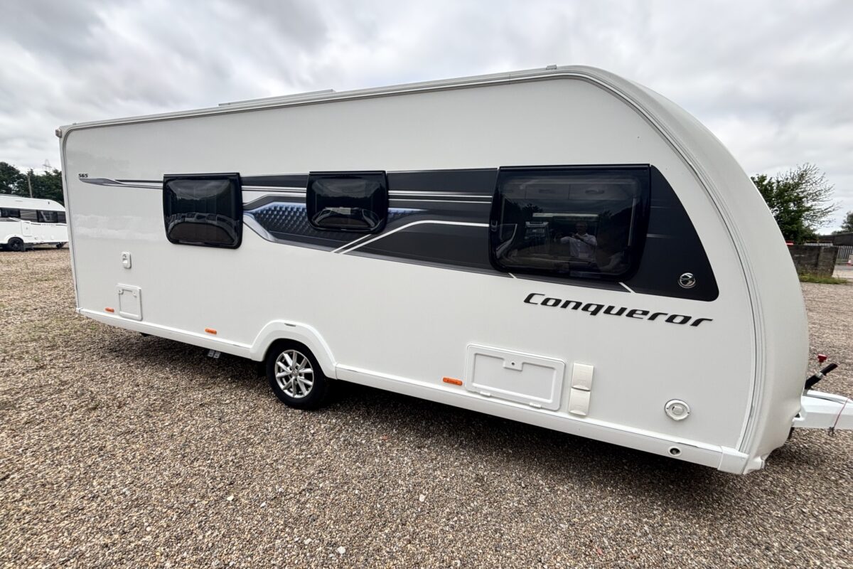 Swift Conqueror 565 2022