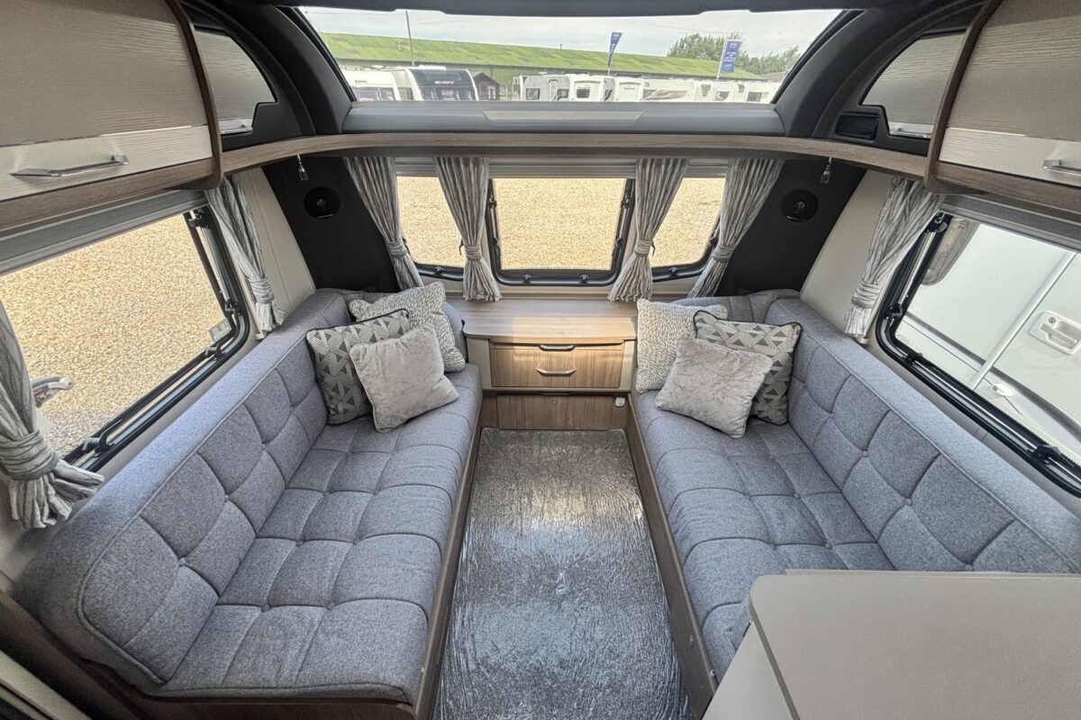 Coachman Laser Xcel 875 2020