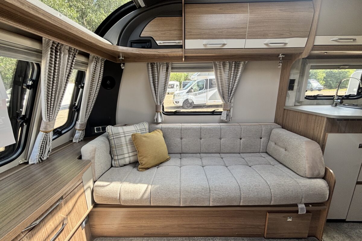 Coachman VIP 460 2018