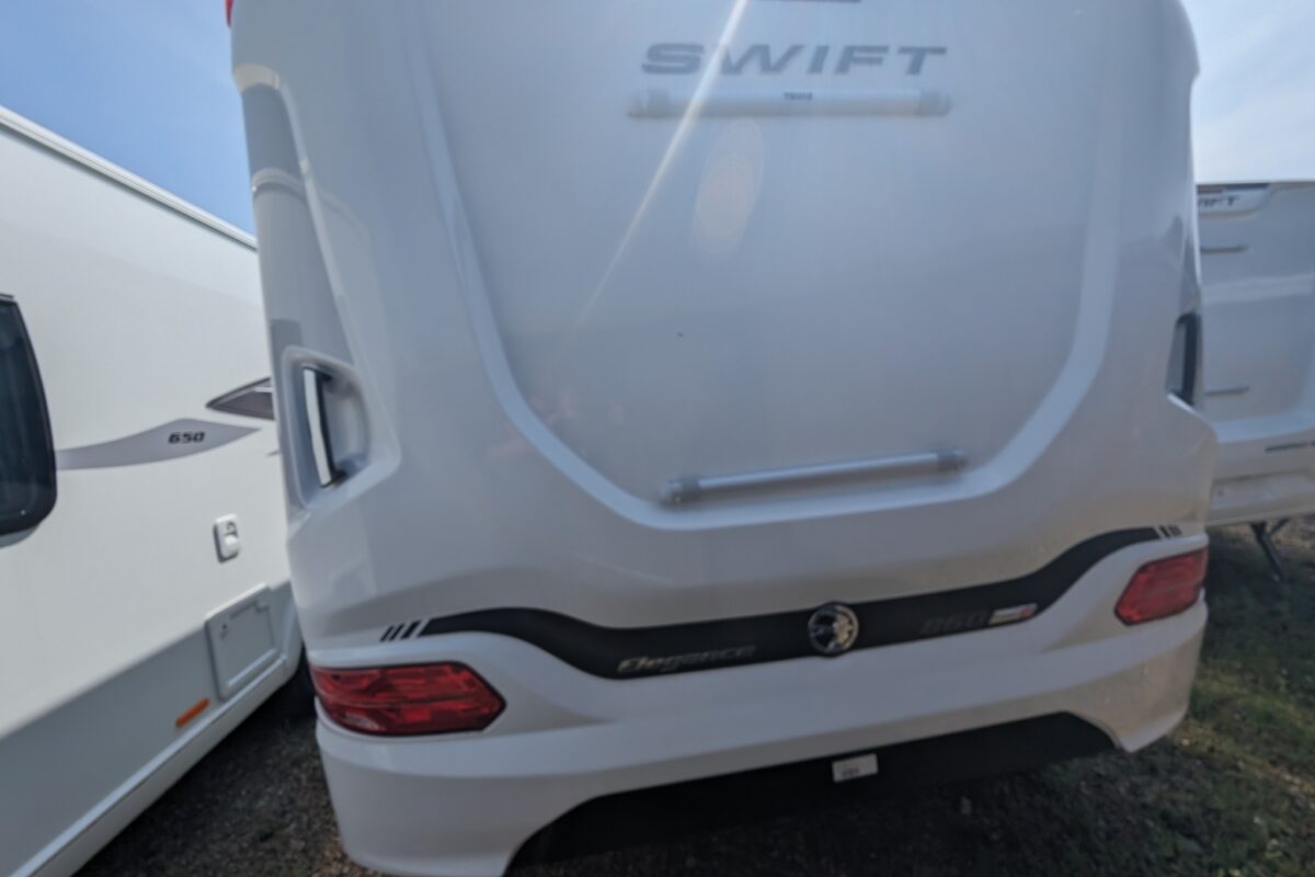 SWIFT ELEGANCE GRANDE 860 2024 REAR PANEL