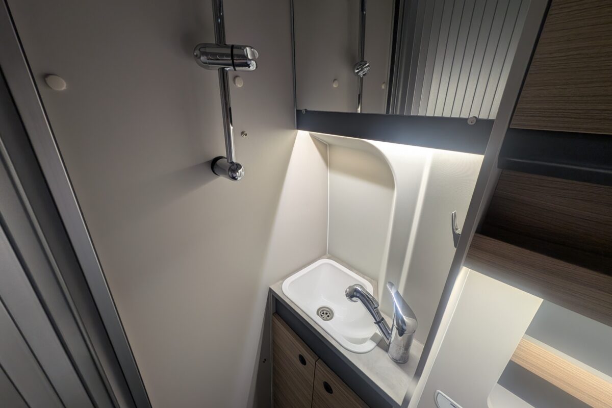 Bailey Endeavour B65