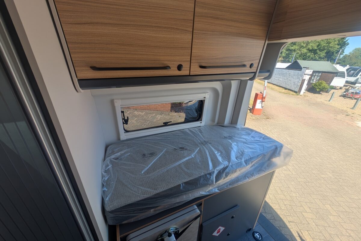 Bailey Endeavour B65