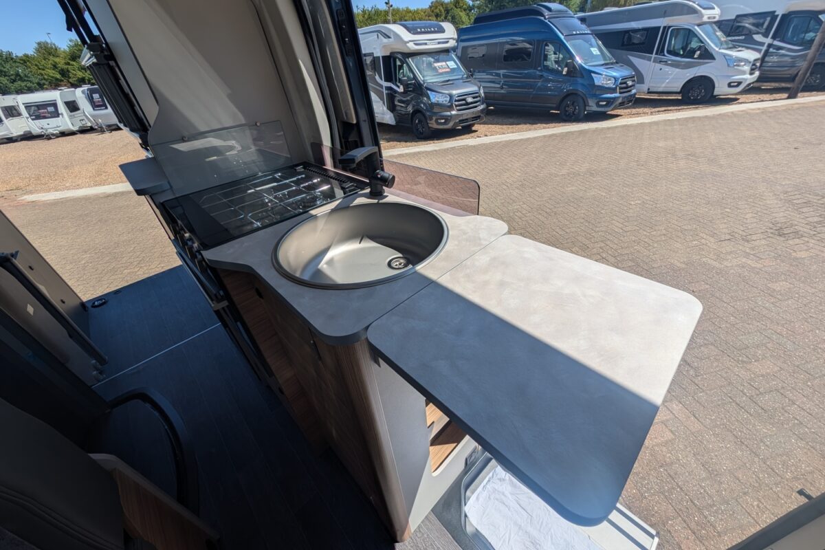 Bailey Endeavour B65