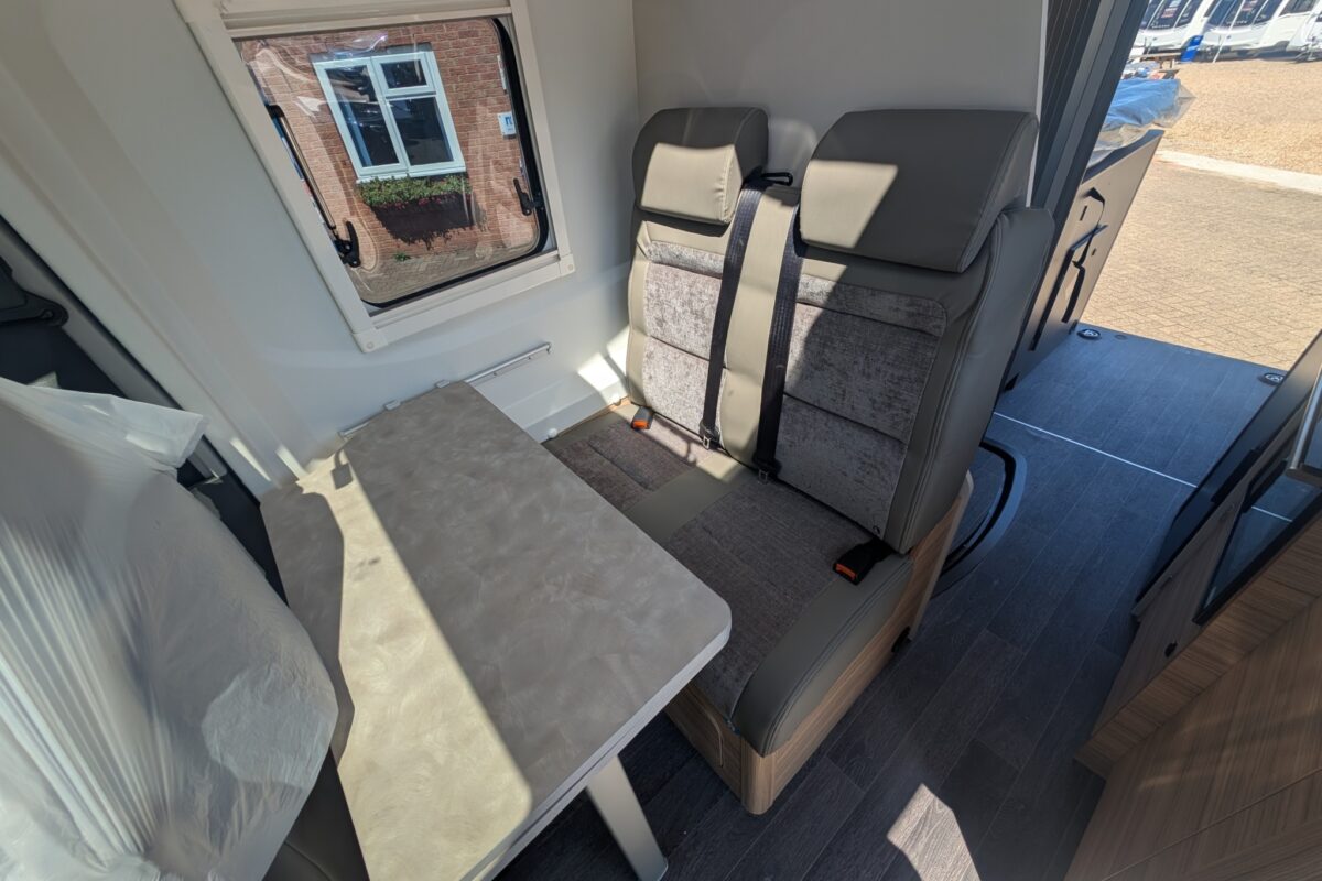 Bailey Endeavour B65