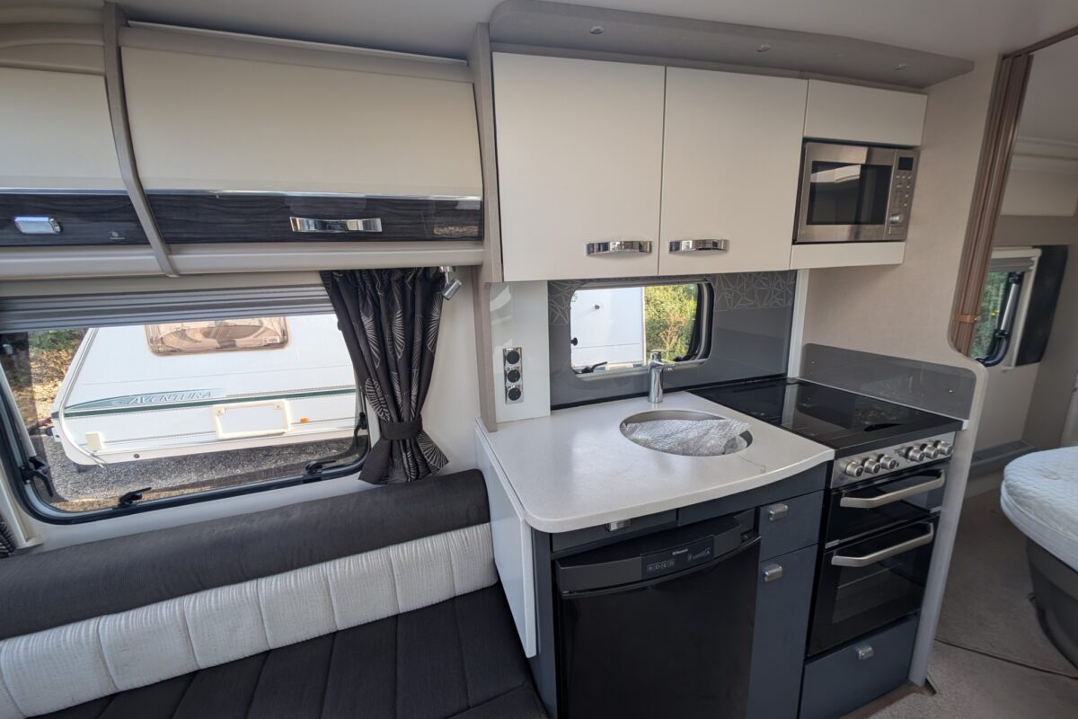 Sterling continental 580
