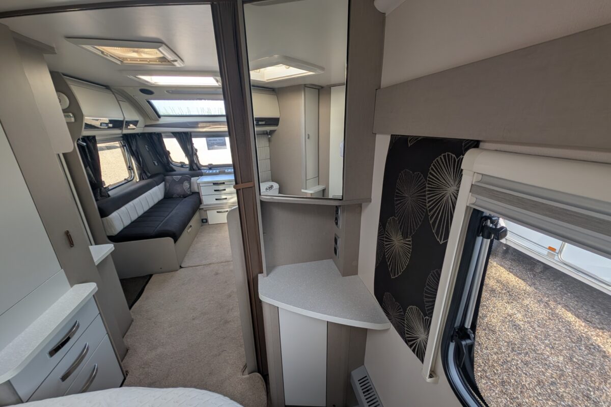 Sterling continental 580